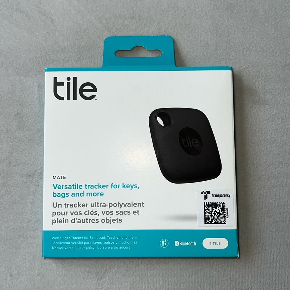 Black tile mate